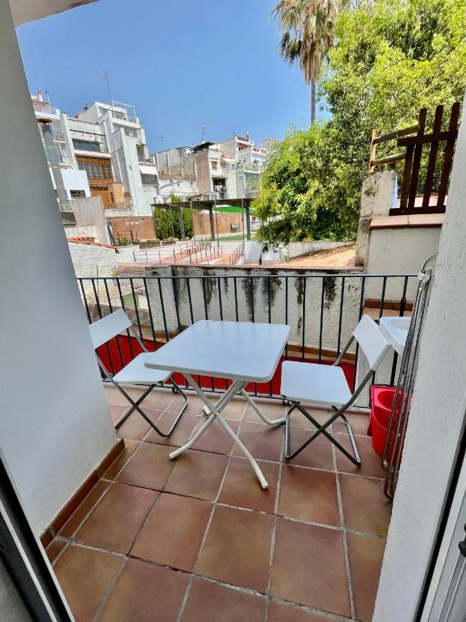 Sant Pau Beach Home With Terrace 锡切斯 外观 照片