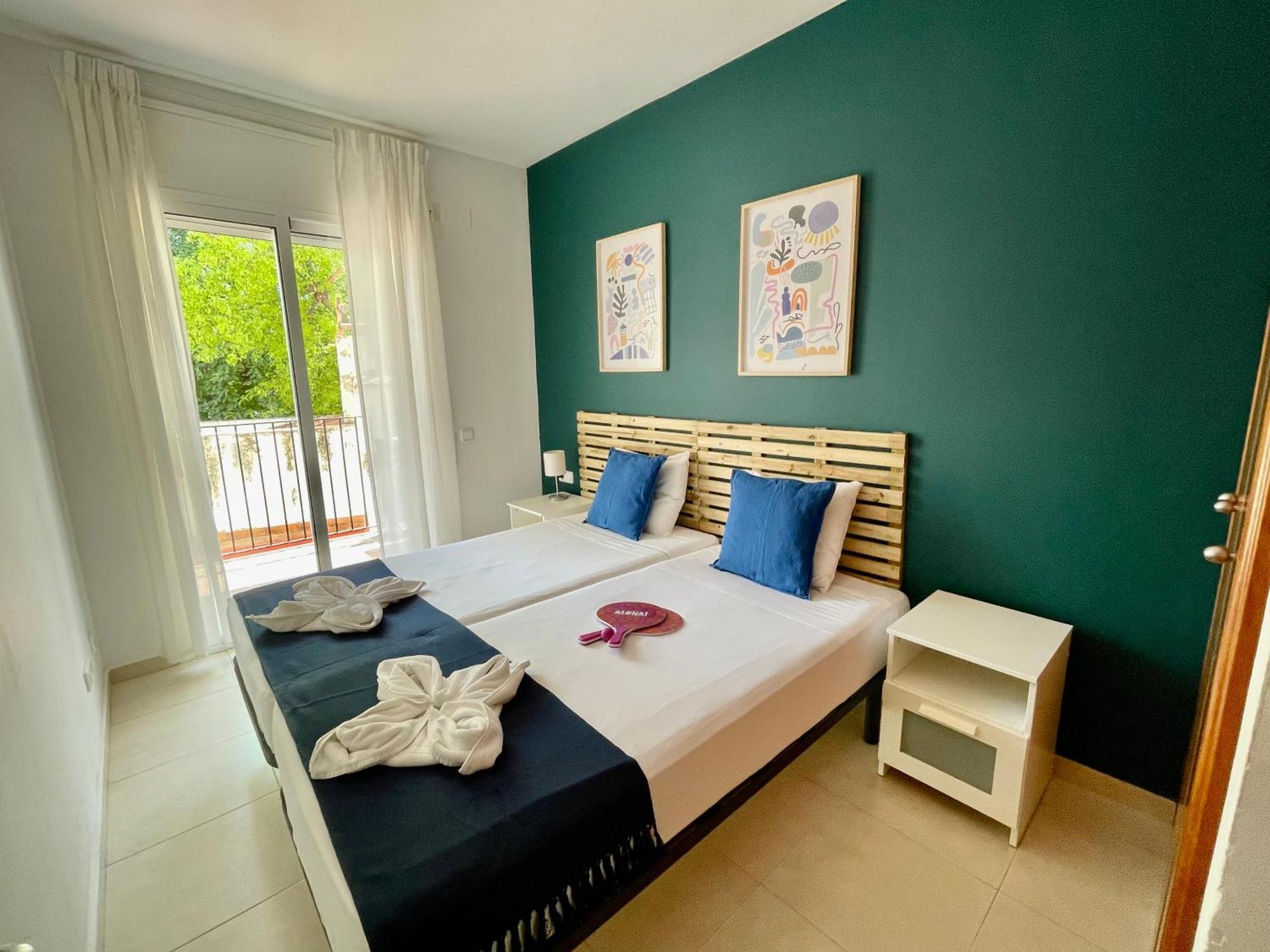 Sant Pau Beach Home With Terrace 锡切斯 外观 照片