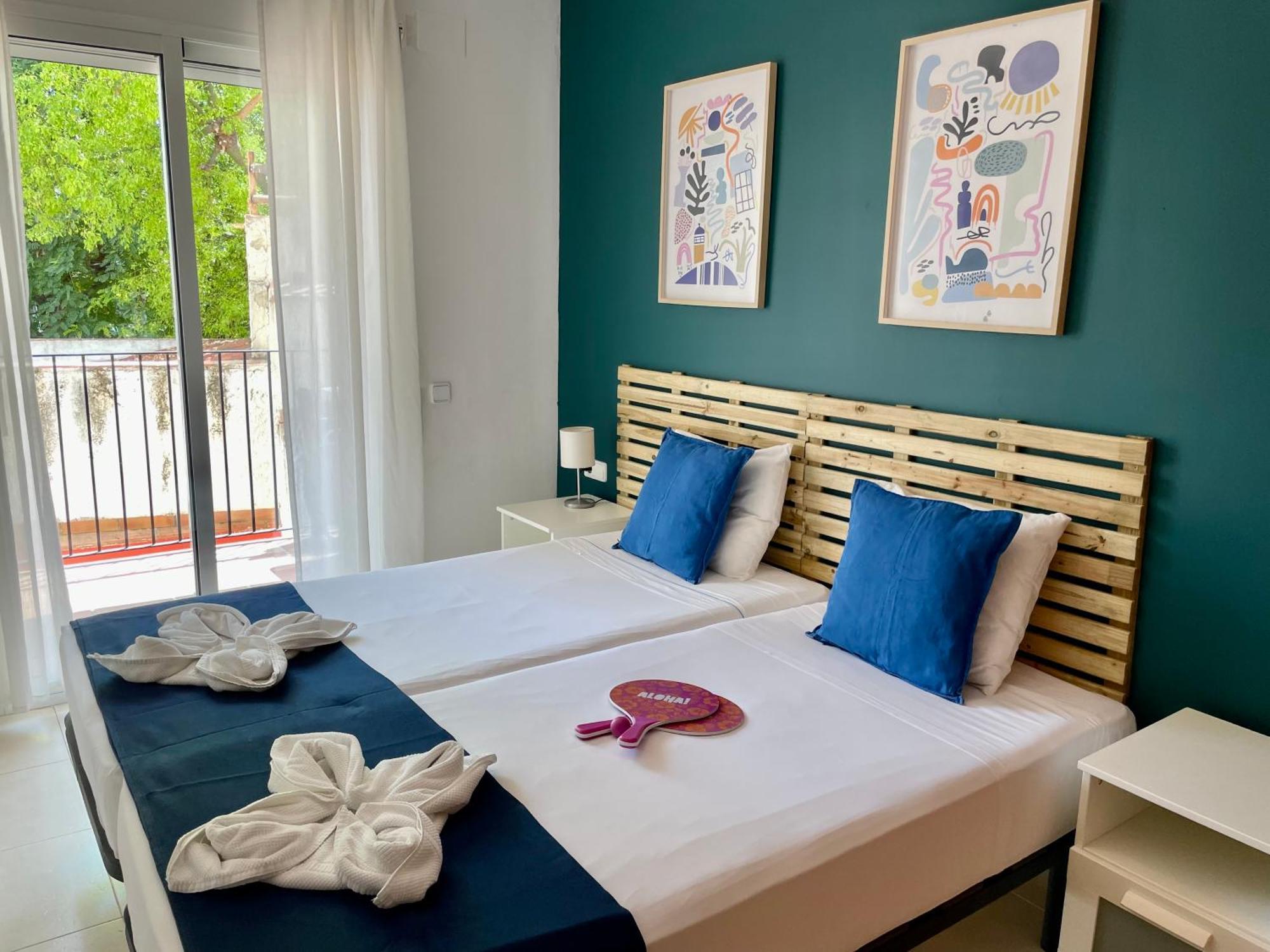 Sant Pau Beach Home With Terrace 锡切斯 外观 照片